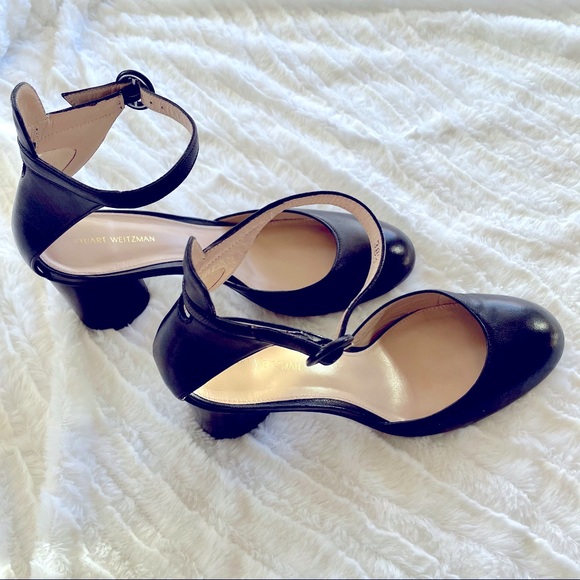 Stuart Weitzman Kara Black Leather Pumps - Picture 3 of 9